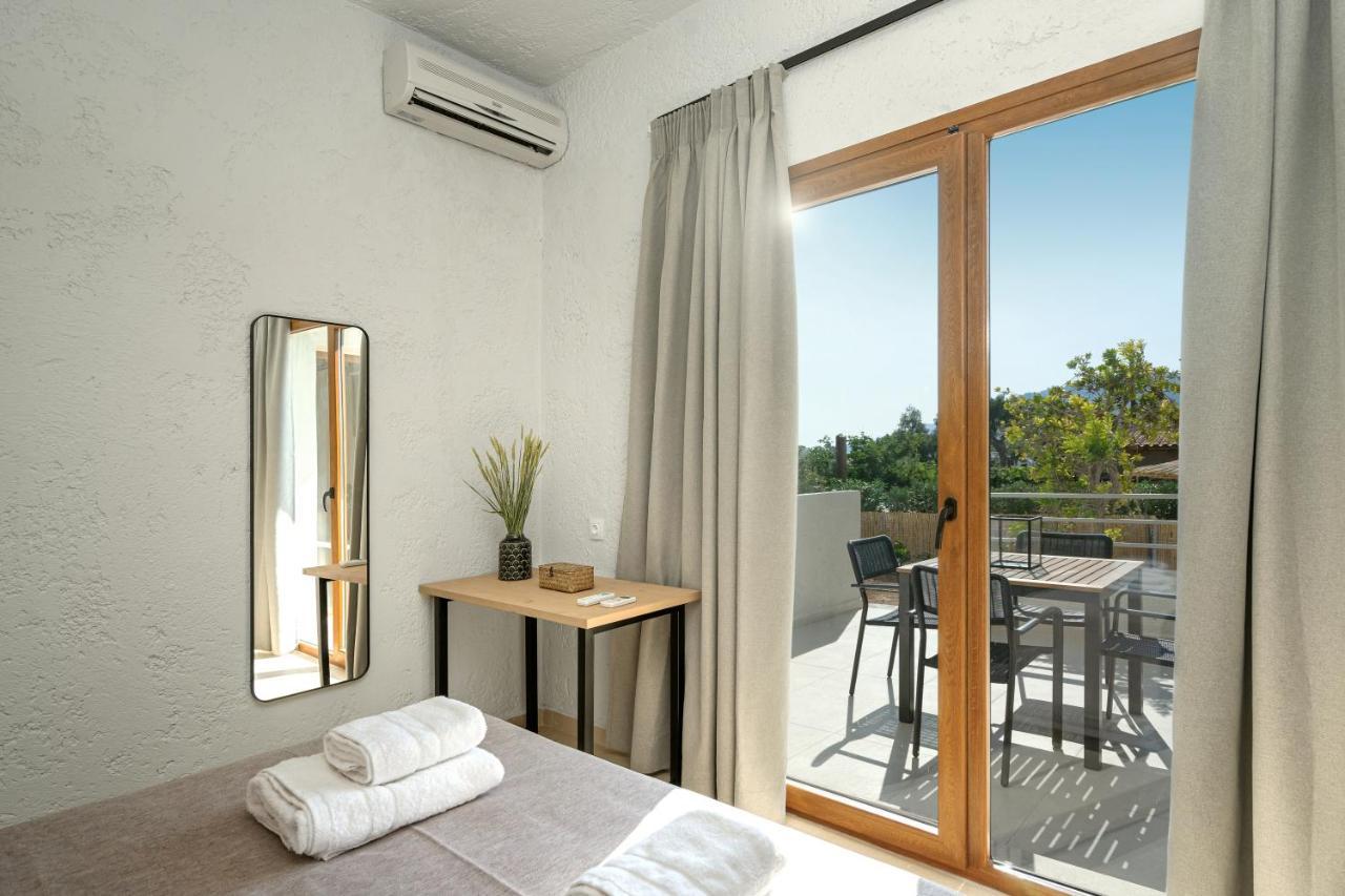 Okeanis Mystique South Aparthotel เอียราเปตรา ภายนอก รูปภาพ